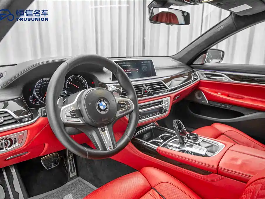 BMW 7 Series 2018 740Li xDrive Luxury M Sport Package Black Flame Edition фото 12