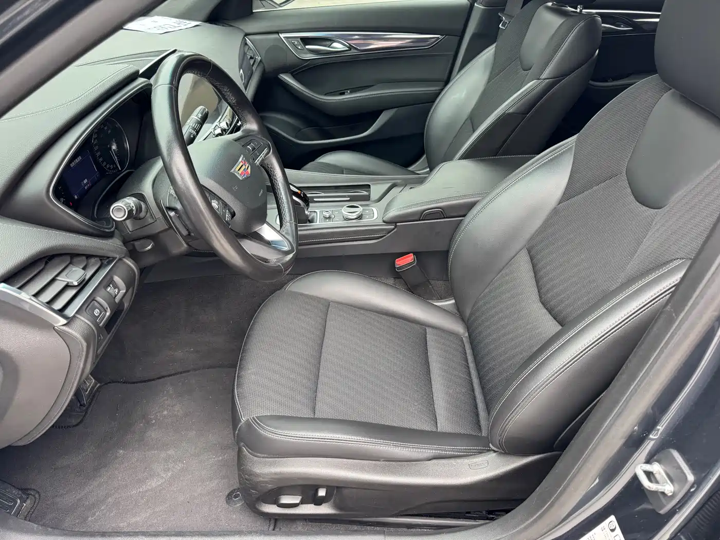 Cadillac CT5 2020 28T Technology Edition фото 5