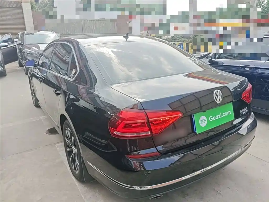 Volkswagen Passat 2017 330TSI DSG Prestige фото 5