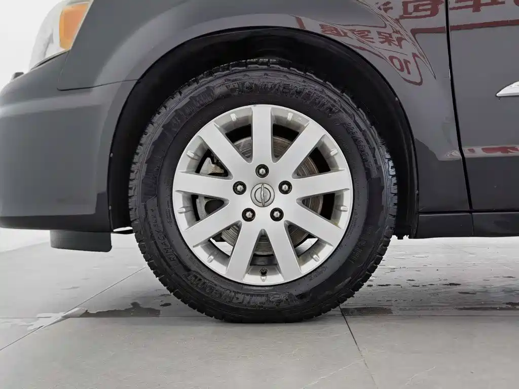 Chrysler Grand Voyager (Import) 2014 2013 3.6L Luxury Edition