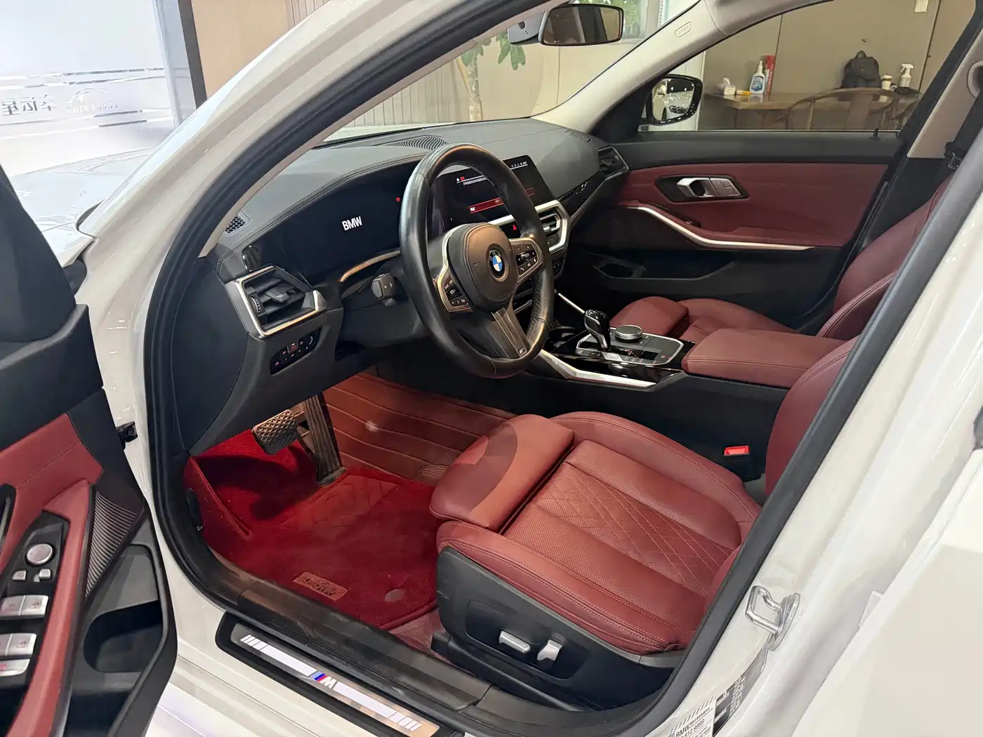 BMW 3 Series 2022 320Li M Sport Package фото 11