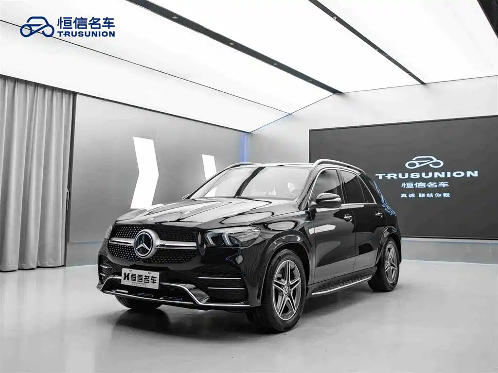 Mercedes-Benz GLE 2023 GLE 450 4MATIC Luxury фото 3