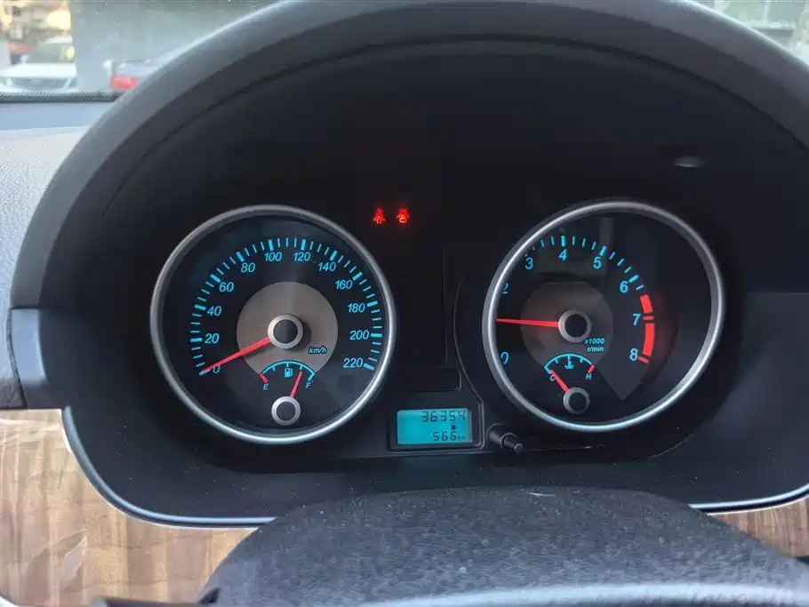 Buick Excelle 2015 1.5L Manual Classic фото 14