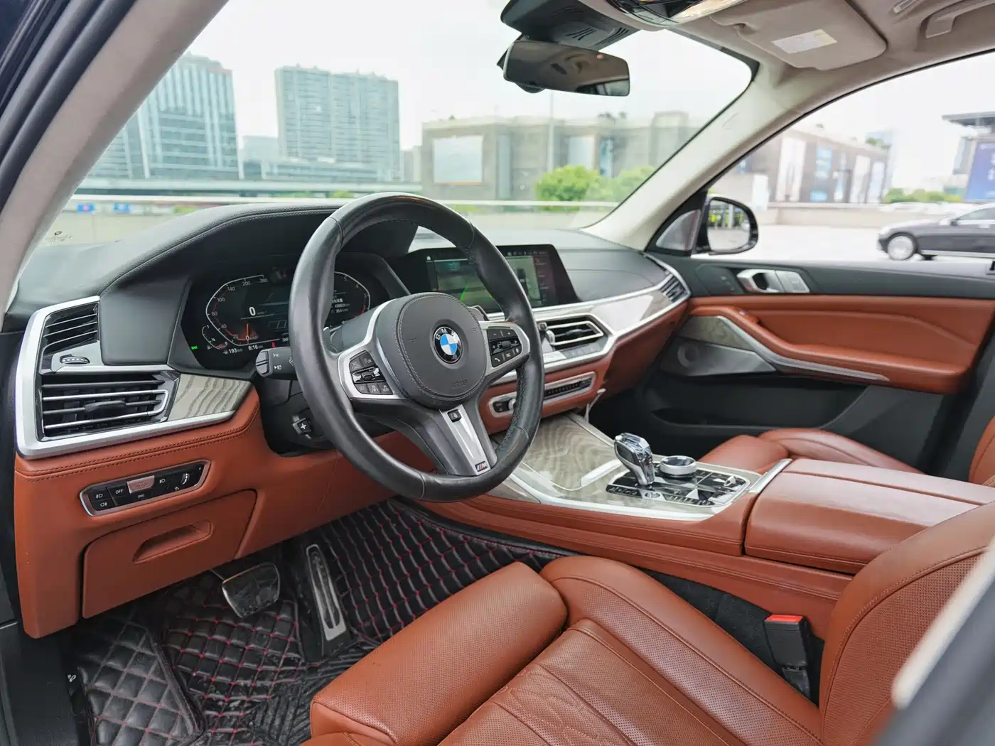 BMW X7 2021 xDrive40i Executive M Sport Package фото 6
