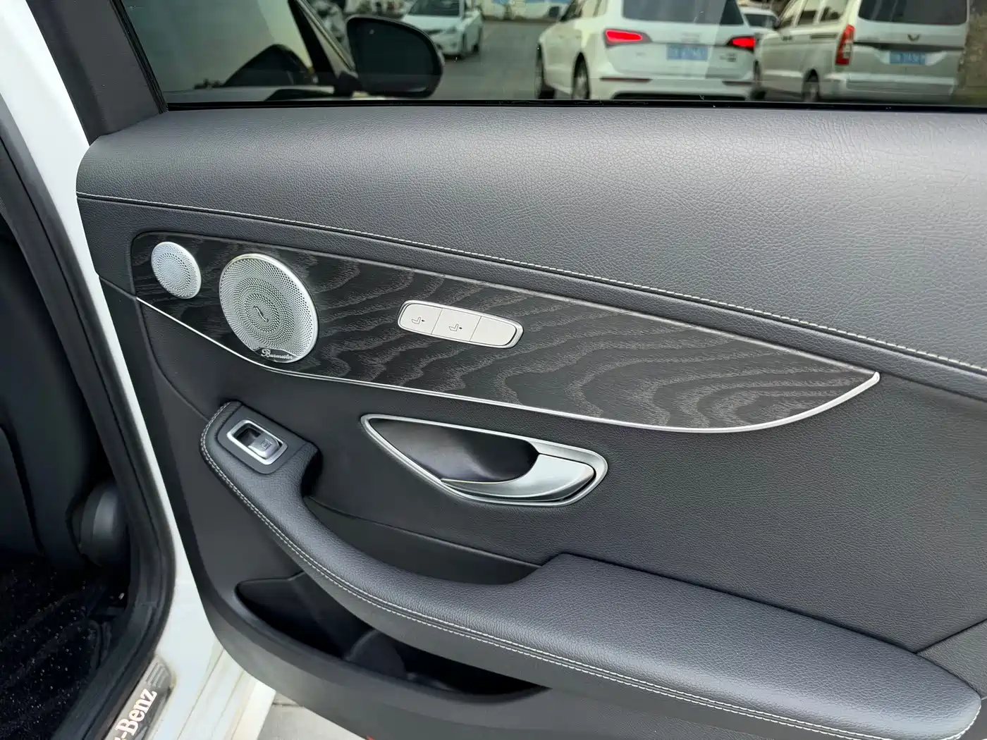 Photo 19 - Mercedes-Benz C-Class