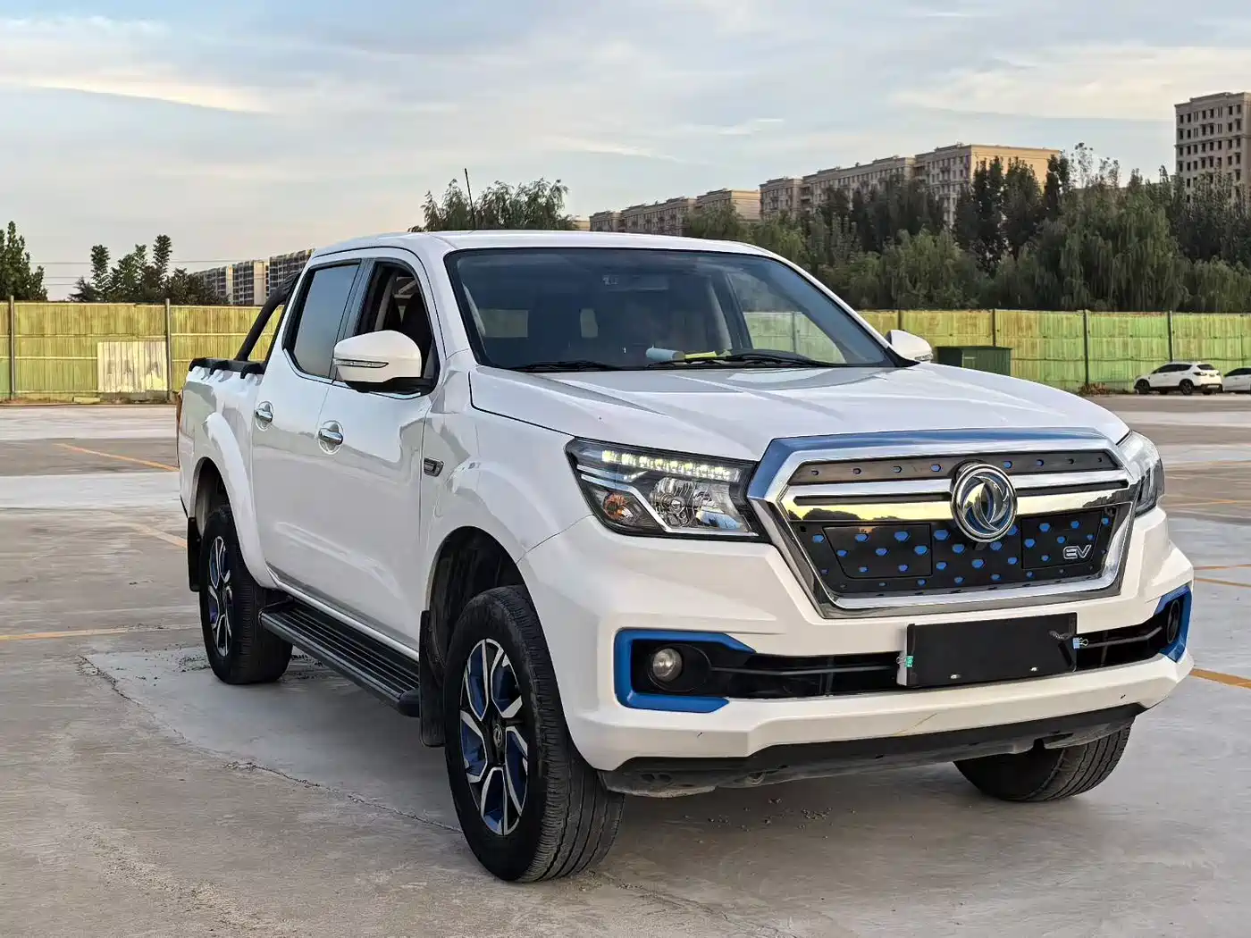 Dongfeng Rich 6 New Energy 2023 2023 Bucket Flagship Edition 350km
