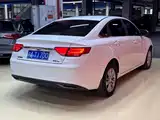 Photo 11 - Geely Emgrand GL