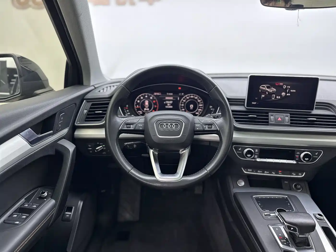 Audi Q5L 2018 40 TFSI Prestige Fashion (China V) фото 5