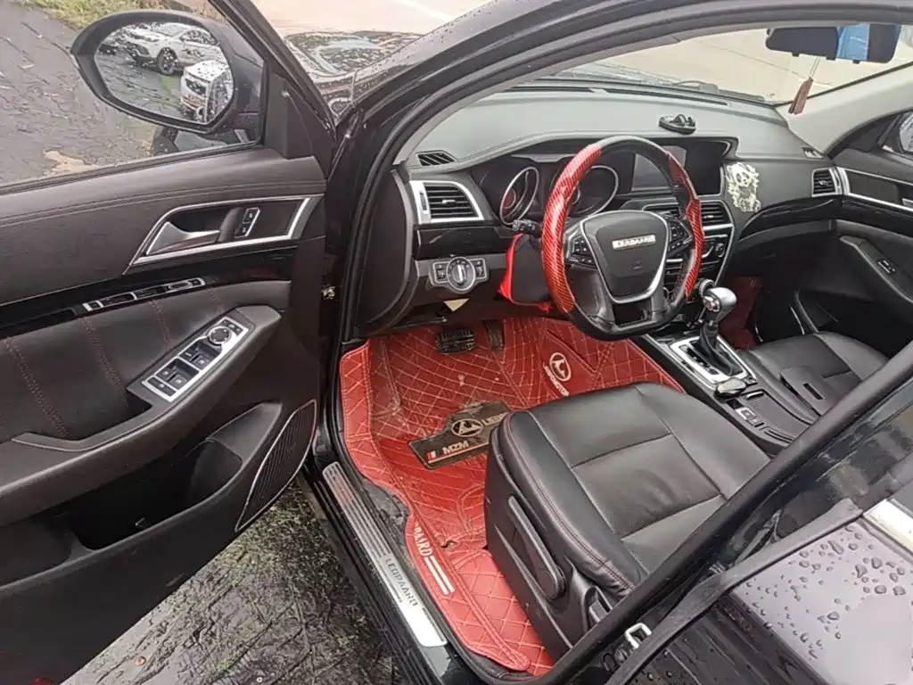 Leopaard CS10 2017 2017 Model 2.0T Automatic Urban Edition