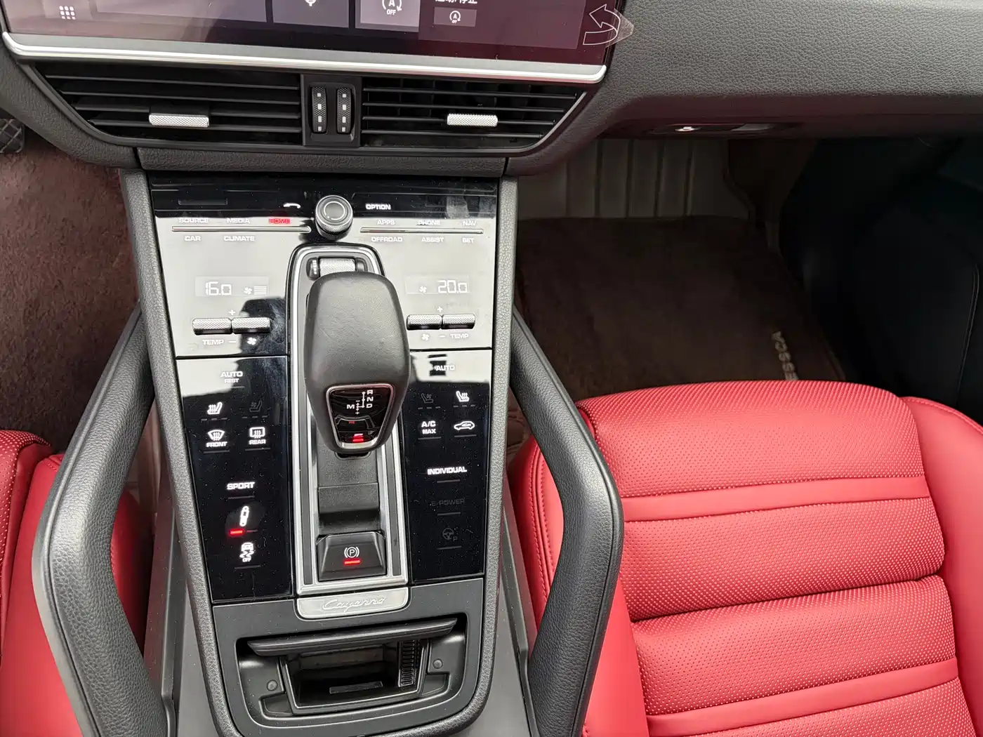 Porsche Cayenne 2018 Cayenne 3.0T фото 8