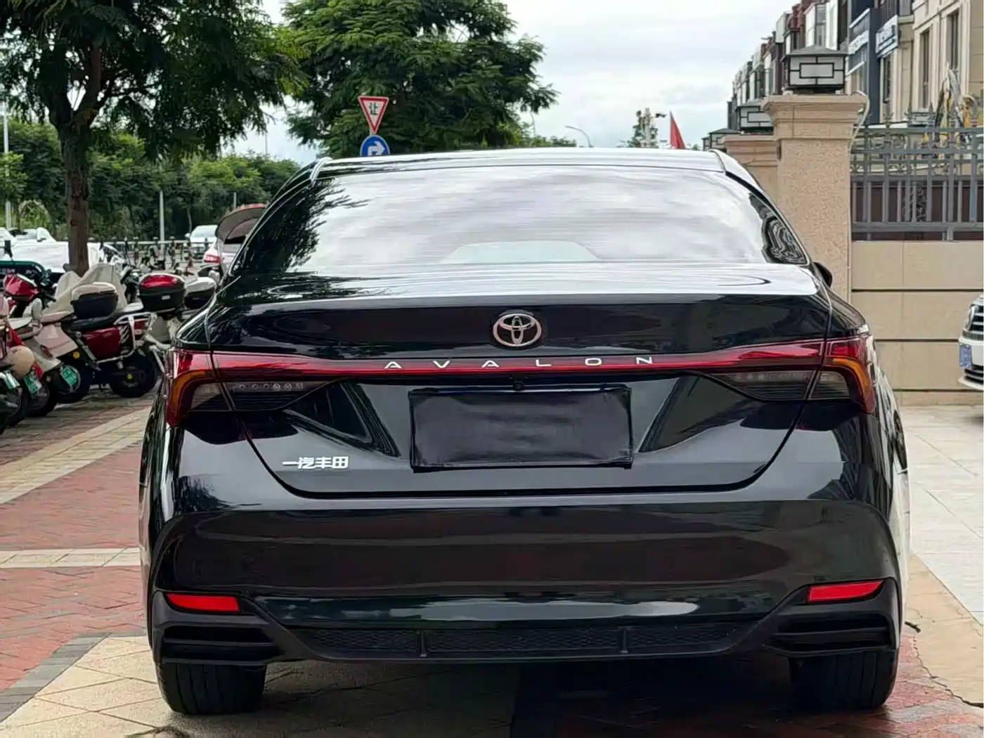 Toyota Avalon 2025 2024 Model 2.0L Premium Selection Edition