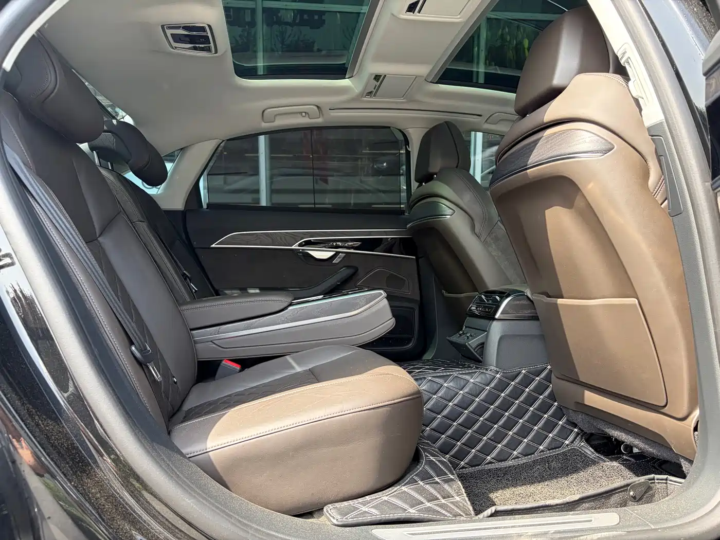 Audi A8 2019 Facelift Plus A8L 50 TFSI quattro Comfort фото 11