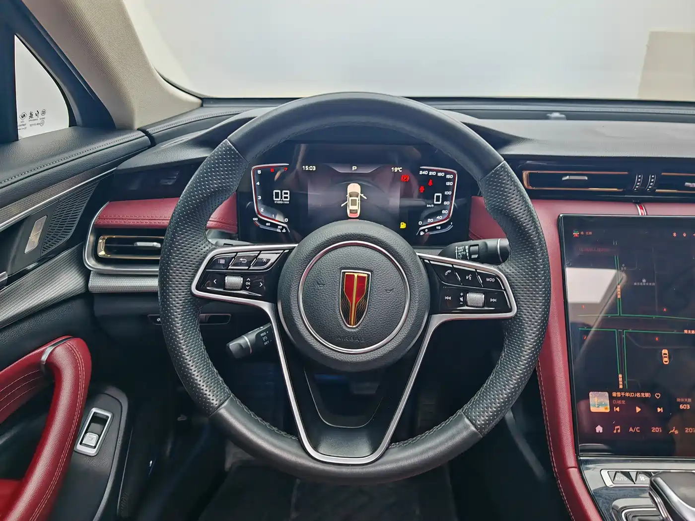 Hongqi H5 2024 1.5T DCT Smart Connect Flag Rhythm Edition фото 16