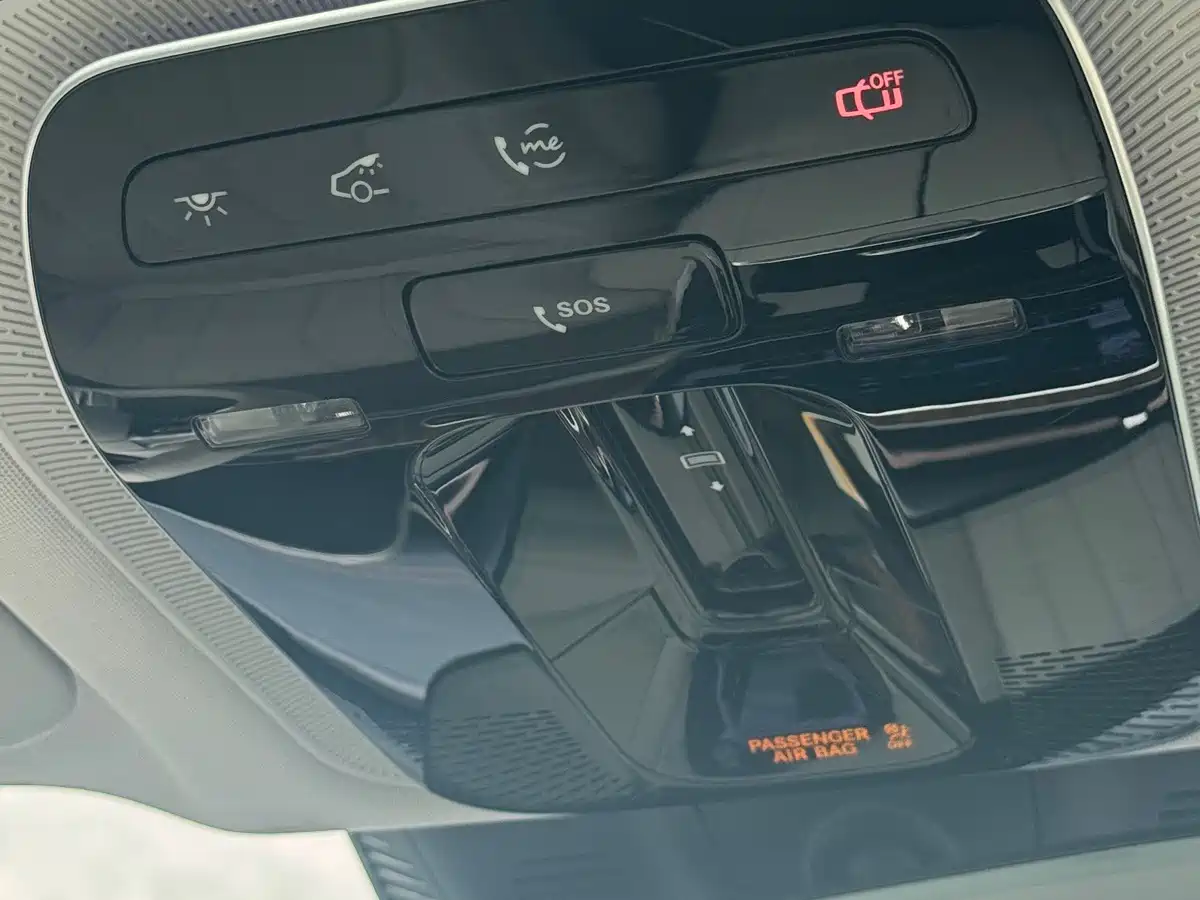 Фото 27 - Mercedes-Benz EQE