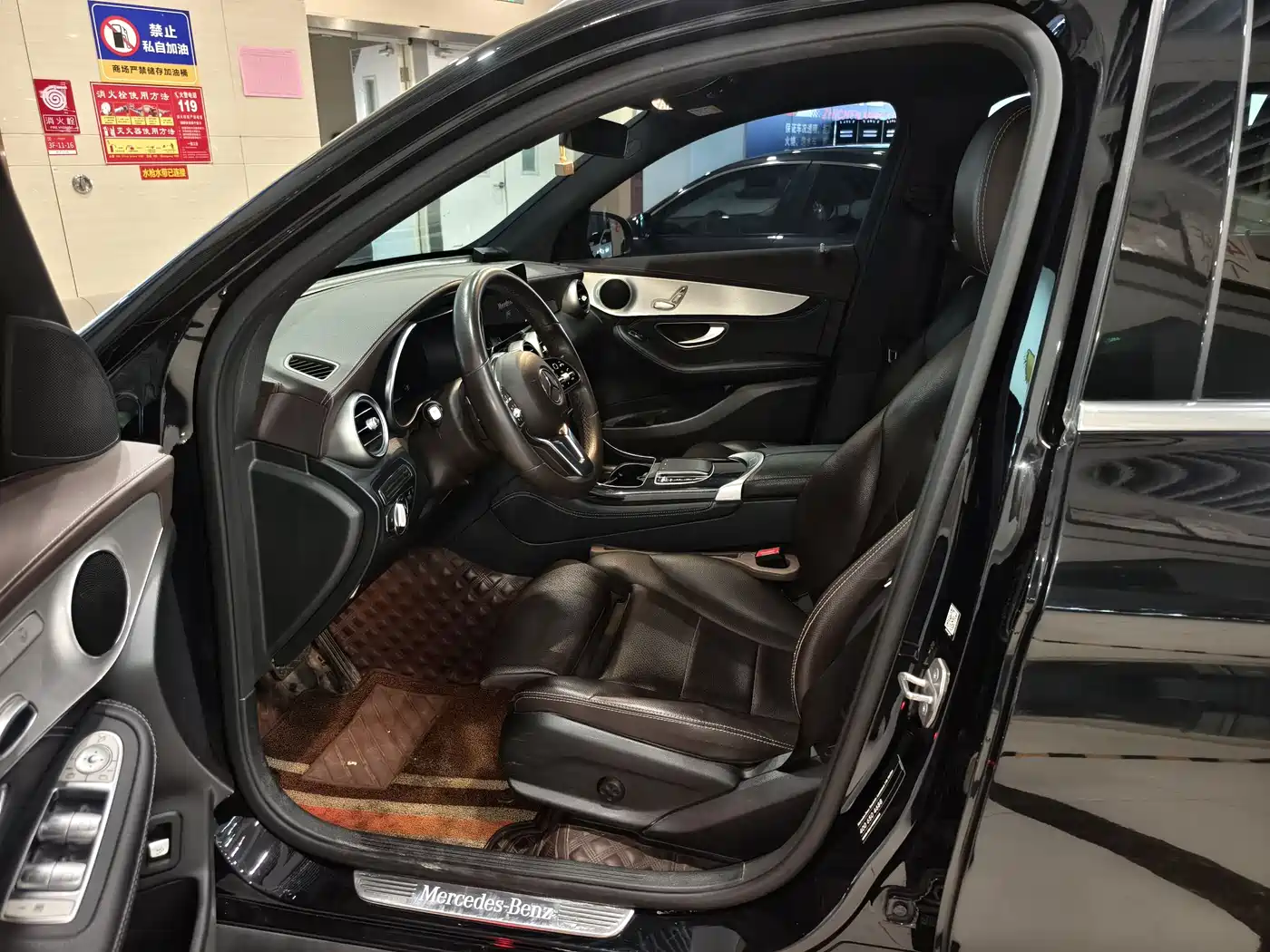 Mercedes-Benz GLC 2020 Facelift GLC 260 L 4MATIC Dynamic фото 6