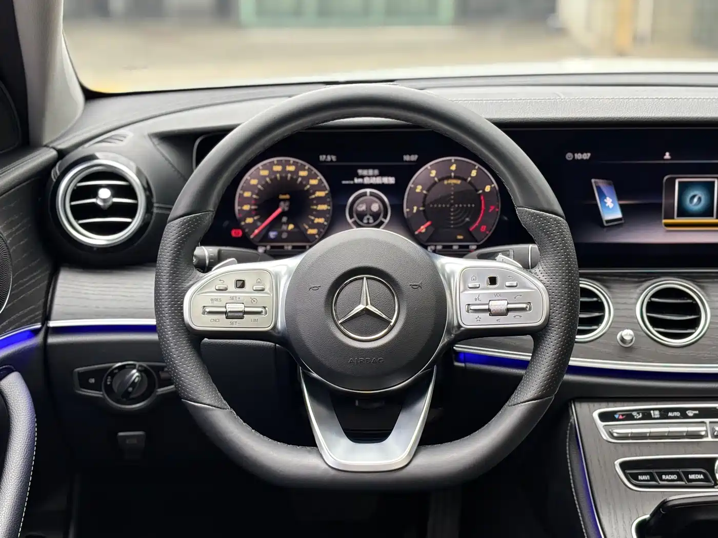 Mercedes-Benz E-Class 2020 Model E 260 L Sport фото 8