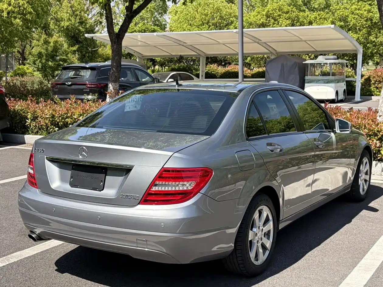 Mercedes-Benz C-Class 2013 C 180 Classic Grand Edition фото 15