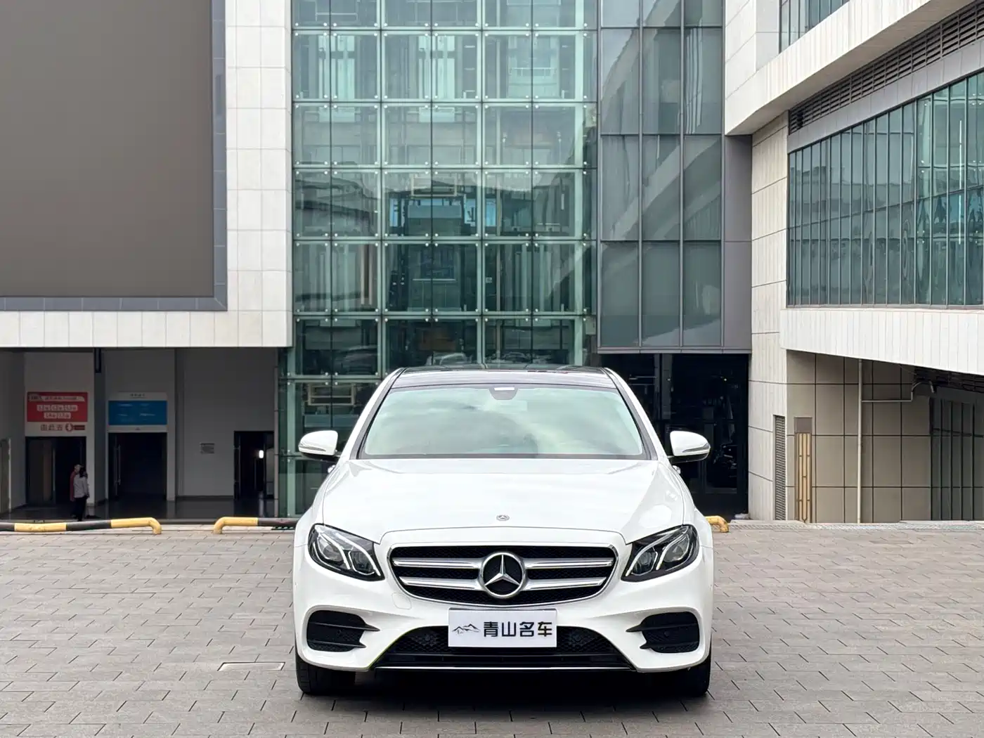Mercedes-Benz E-Class 2020 Model E 260 L Sport фото 2
