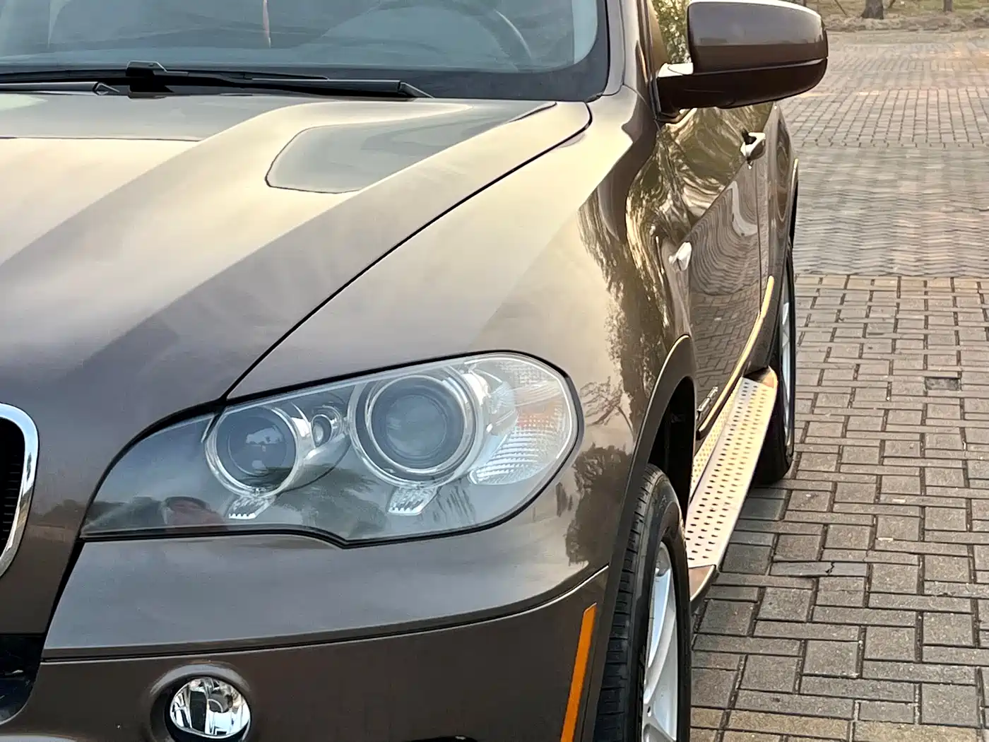 BMW X5 (Import) 2011 xDrive35i Leading Edition фото 8