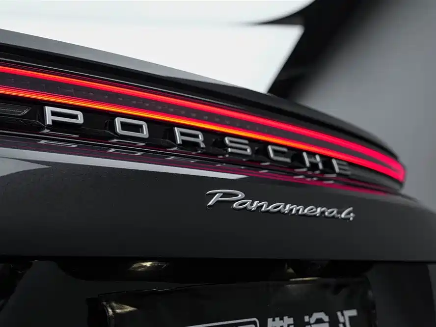 Porsche Panamera 2024 Panamera 4 Executive Long Wheelbase 2.9T фото 6