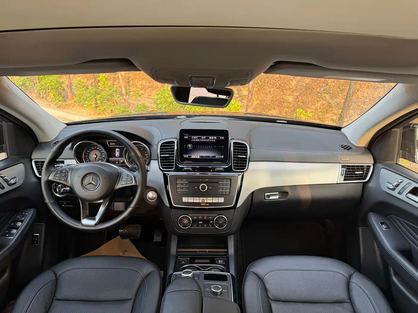 Mercedes-Benz GLE Coupe 2018 GLE 320 4MATIC Coupe SUV фото 16