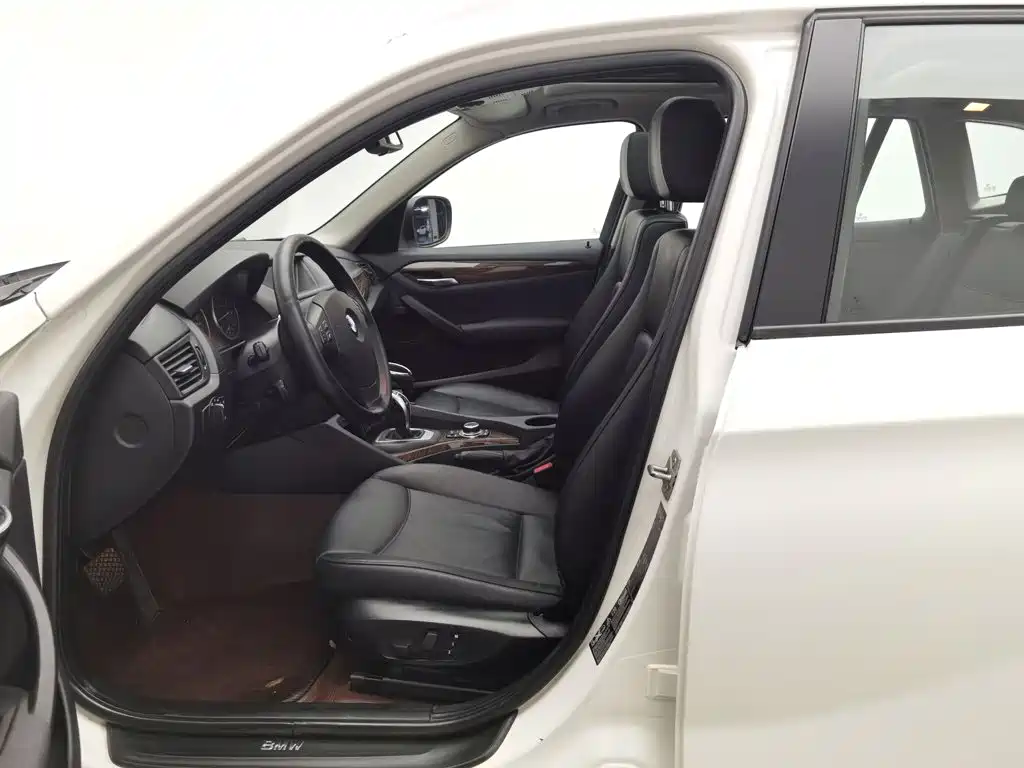 BMW X1 2012 2012 xDrive20i Luxury