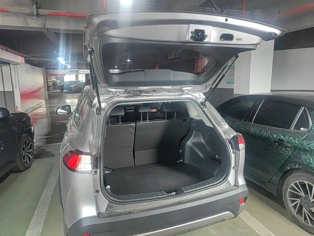 Toyota Corolla Cross 2024 2.0L Smart Hybrid Dual Engine Elite Edition фото 10