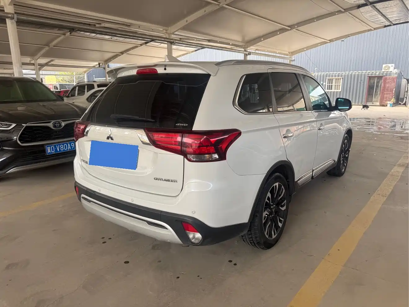 Mitsubishi Outlander 2019 2.4L 4WD Deluxe Edition 5-seater China V фото 9