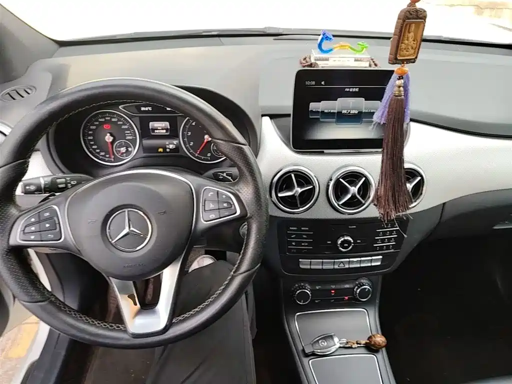 Mercedes-Benz B-Class 2019 B 200 Dynamic фото 10