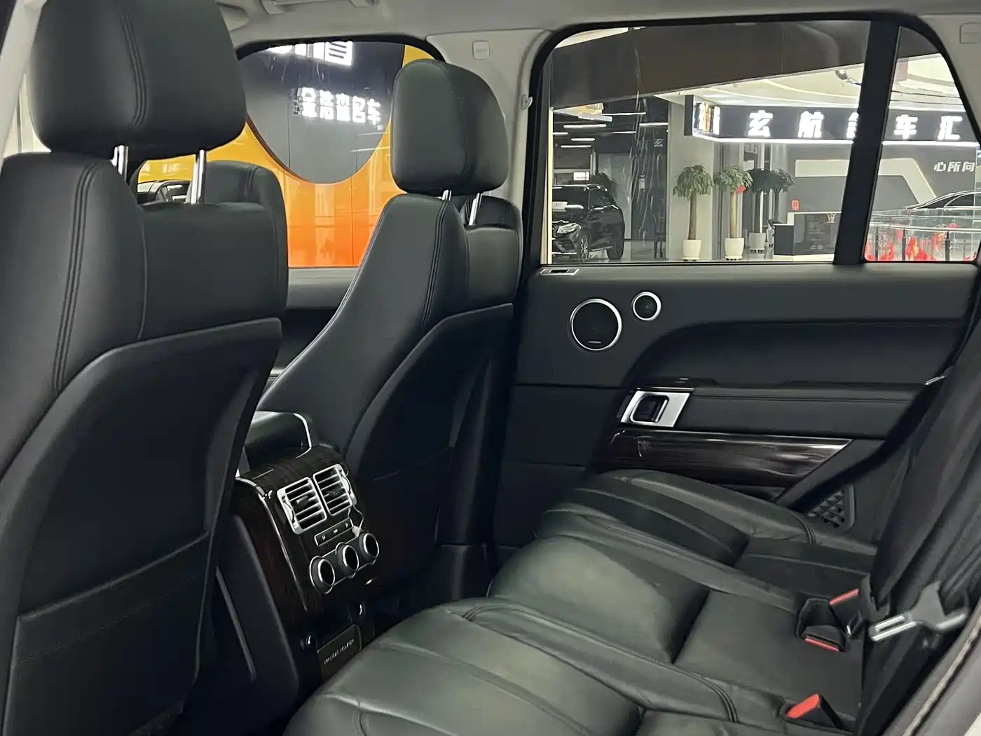 Land Rover Range Rover 2017 3.0 SC V6 Vogue фото 12