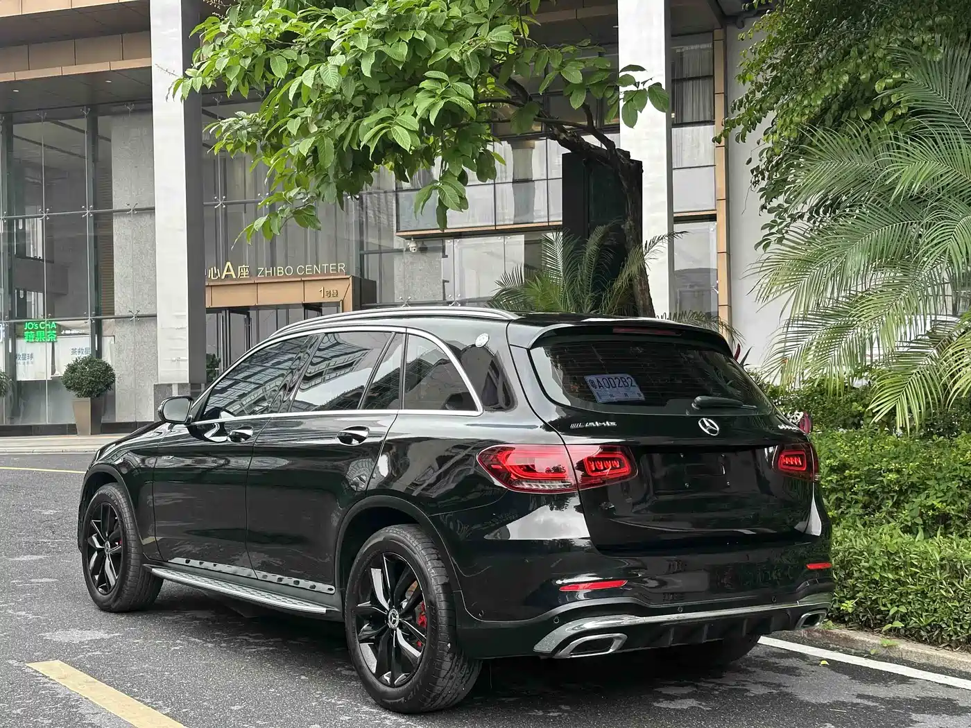 Mercedes-Benz GLC 2021 GLC 300 L 4MATIC Sporty фото 4