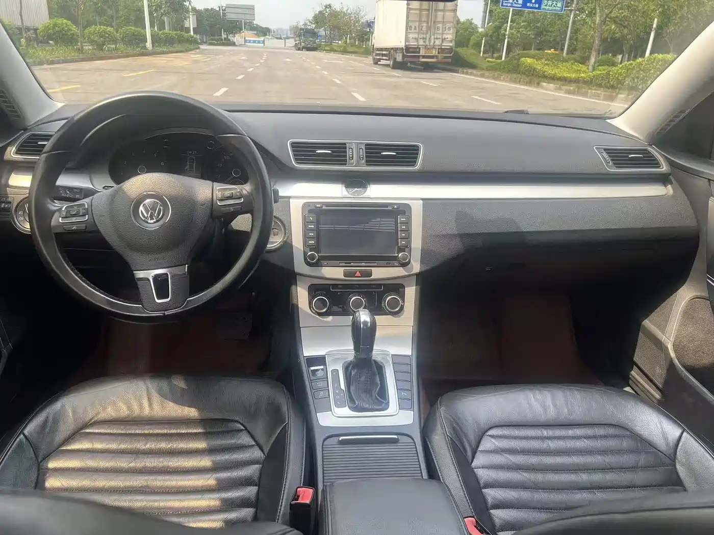 Volkswagen Magotan 2013 1.8TSI Luxury фото 9