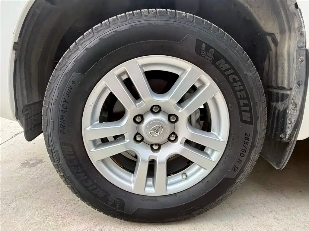 Toyota Prado 2010 4.0L Automatic VX NAVI фото 8