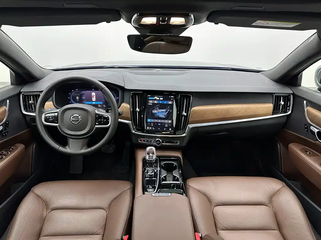 VOLVO S90 PLUG IN HYBRID