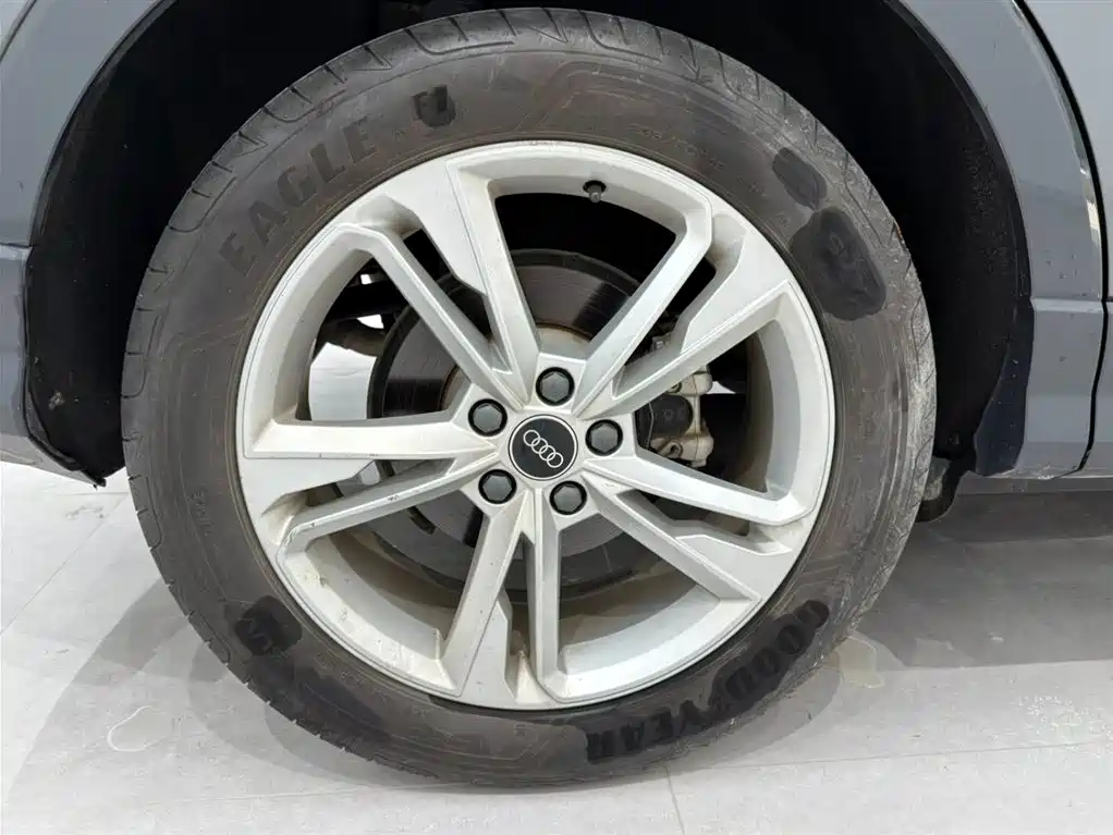 Audi Q3 2023 35 TFSI Fashion Elegance (1.4T) фото 18