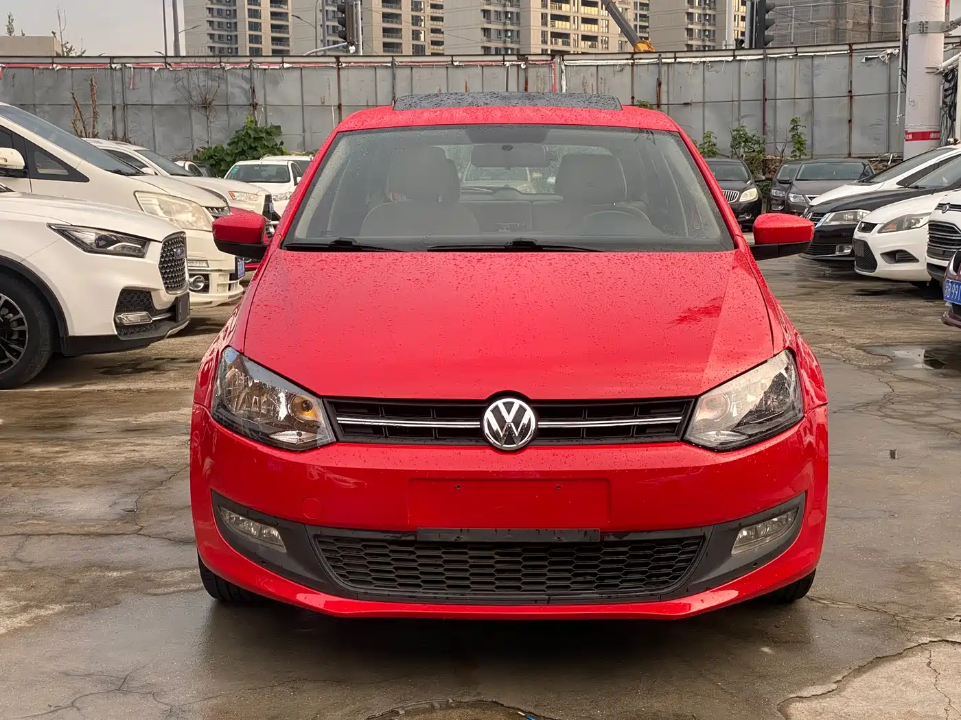 Фото 2 - Volkswagen Polo