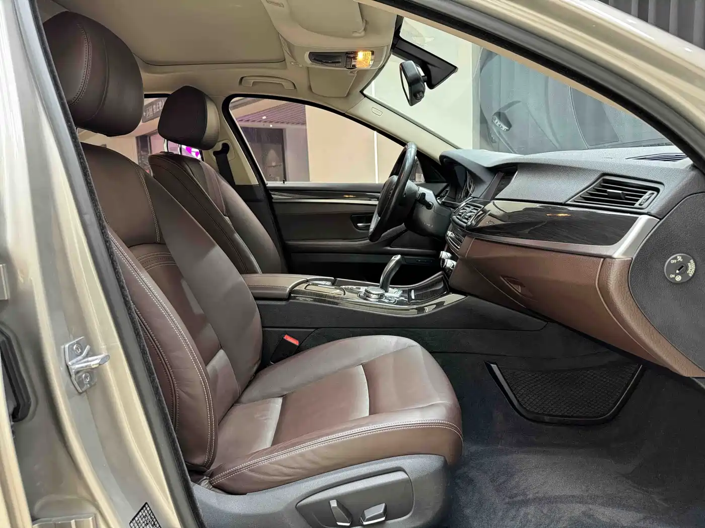 BMW 5 Series 2014 525Li Luxury Design Package фото 29