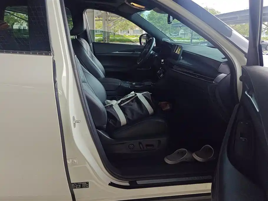 Infiniti QX60 2022 2.0T AWD Flagship фото 8