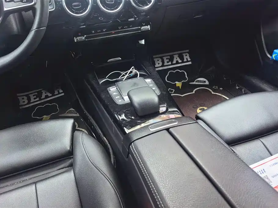 Mercedes-Benz A-Class 2021 A 180 L фото 16