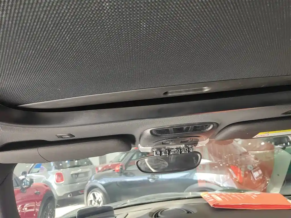 MINI JCW