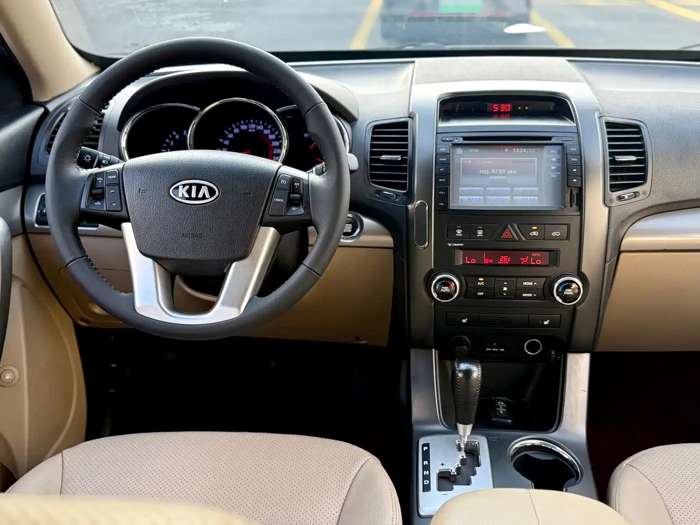 Kia Sorento 2013 2012 2.2T Diesel Luxury Edition