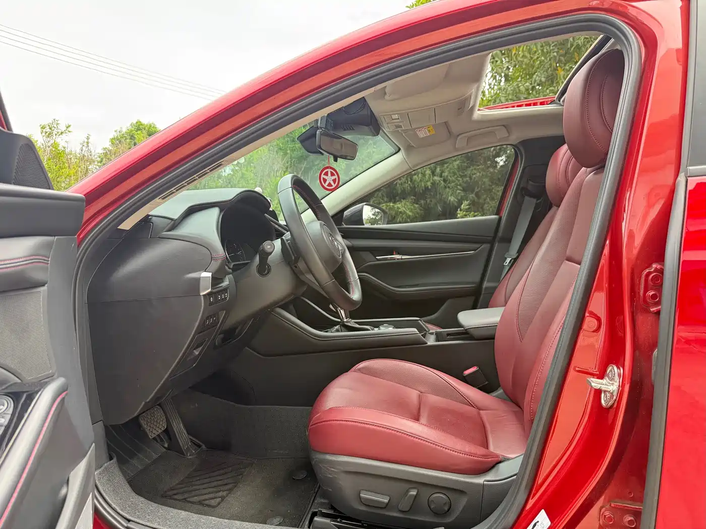 صورة 4 - Mazda Mazda 3