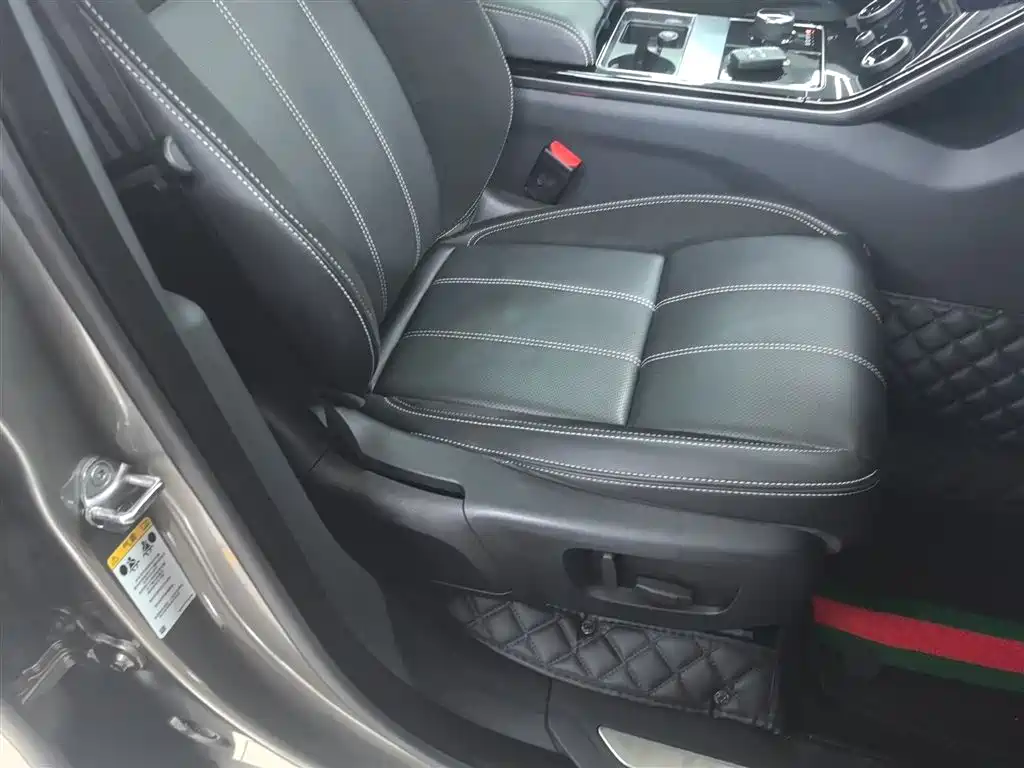 Land Rover Range Rover Velar 2018 P380 R-DYNAMIC SE фото 25