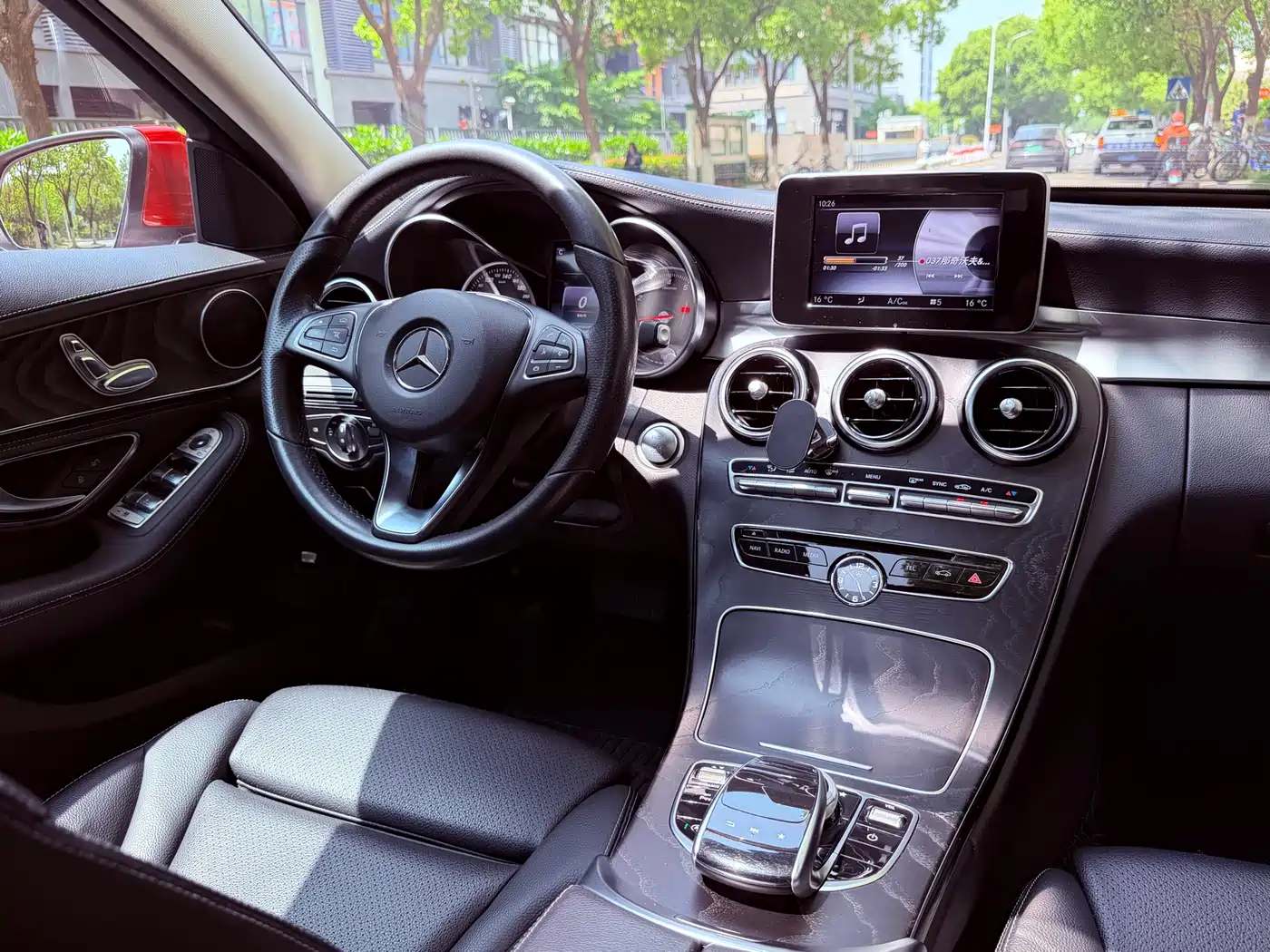 Mercedes-Benz C-Class 2017 Facelift C 180 L Fashion Sport Edition фото 16