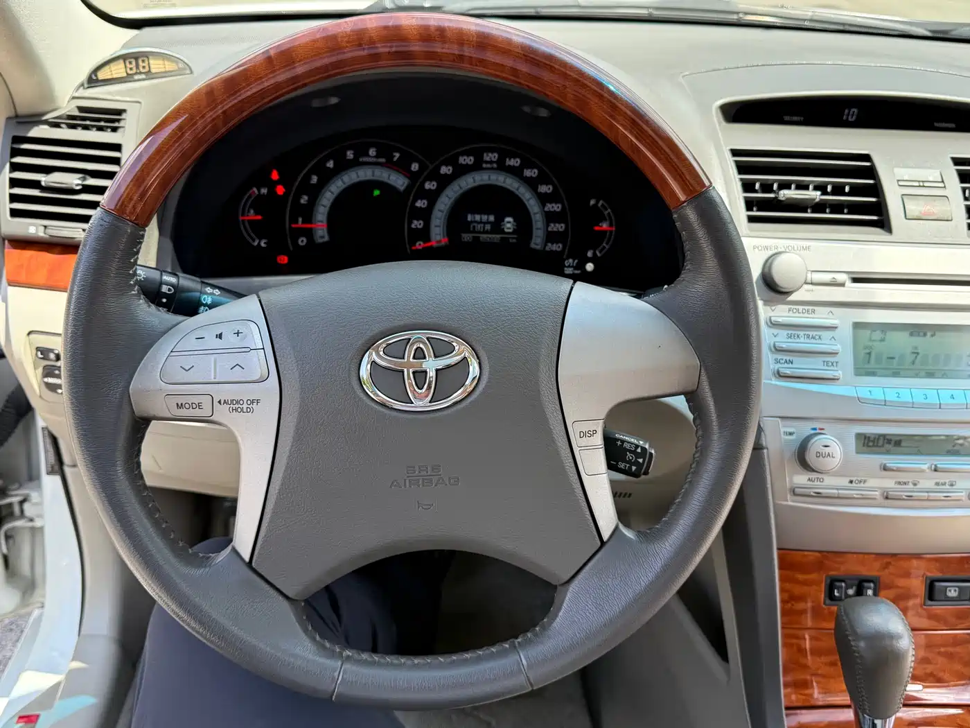 Toyota Camry 2007 240G Luxury Edition фото 6