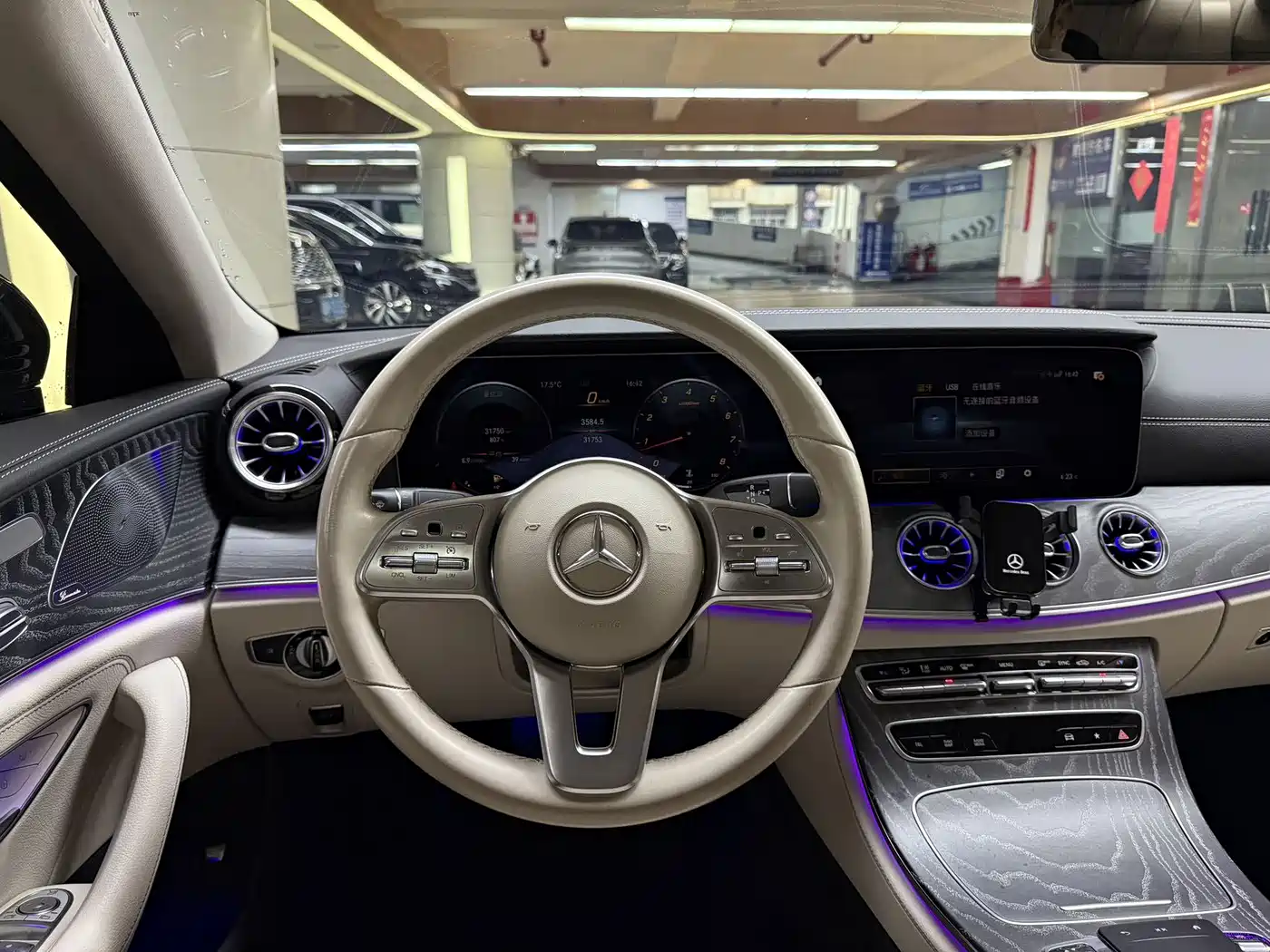 Mercedes-Benz CLS 2021 CLS 300 Sport фото 18