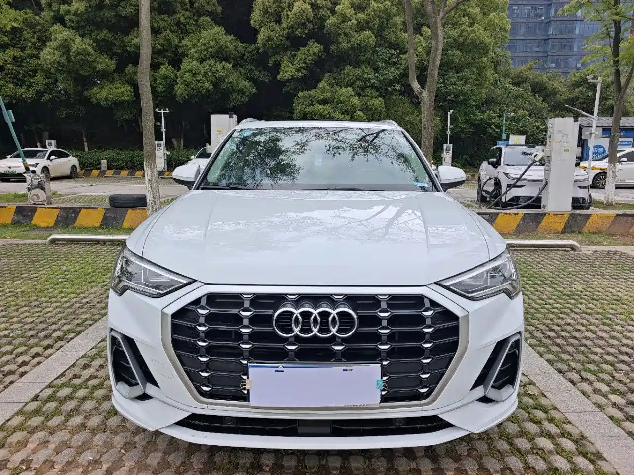 Audi Q3 2022 35 TFSI Fashion Dynamic фото 2