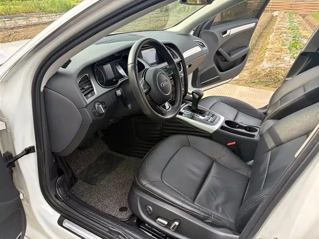 Audi A4L 2015 35 TFSI Auto Standard фото 8