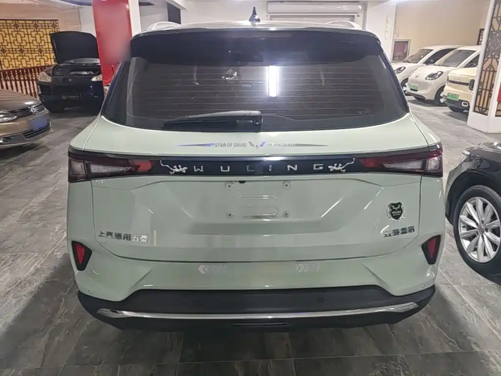 Wuling Motors Wuling Xingchen 2022 2021 1.5T CVT Starlight Edition
