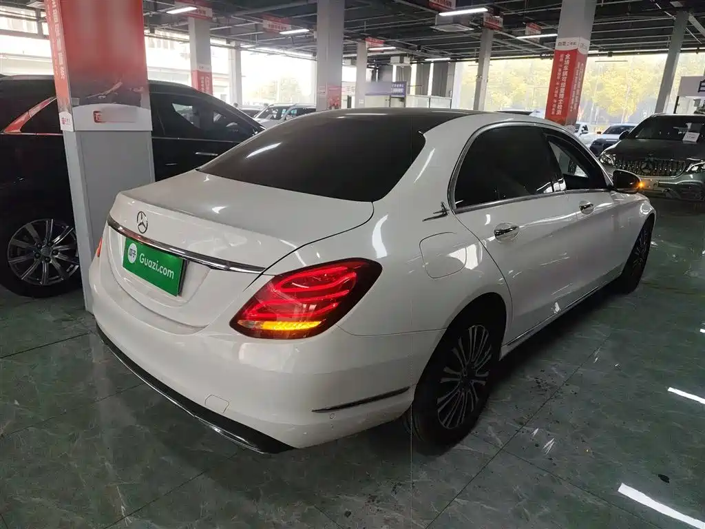 Mercedes-Benz C-Class 2017 Facelift C 200 L фото 23